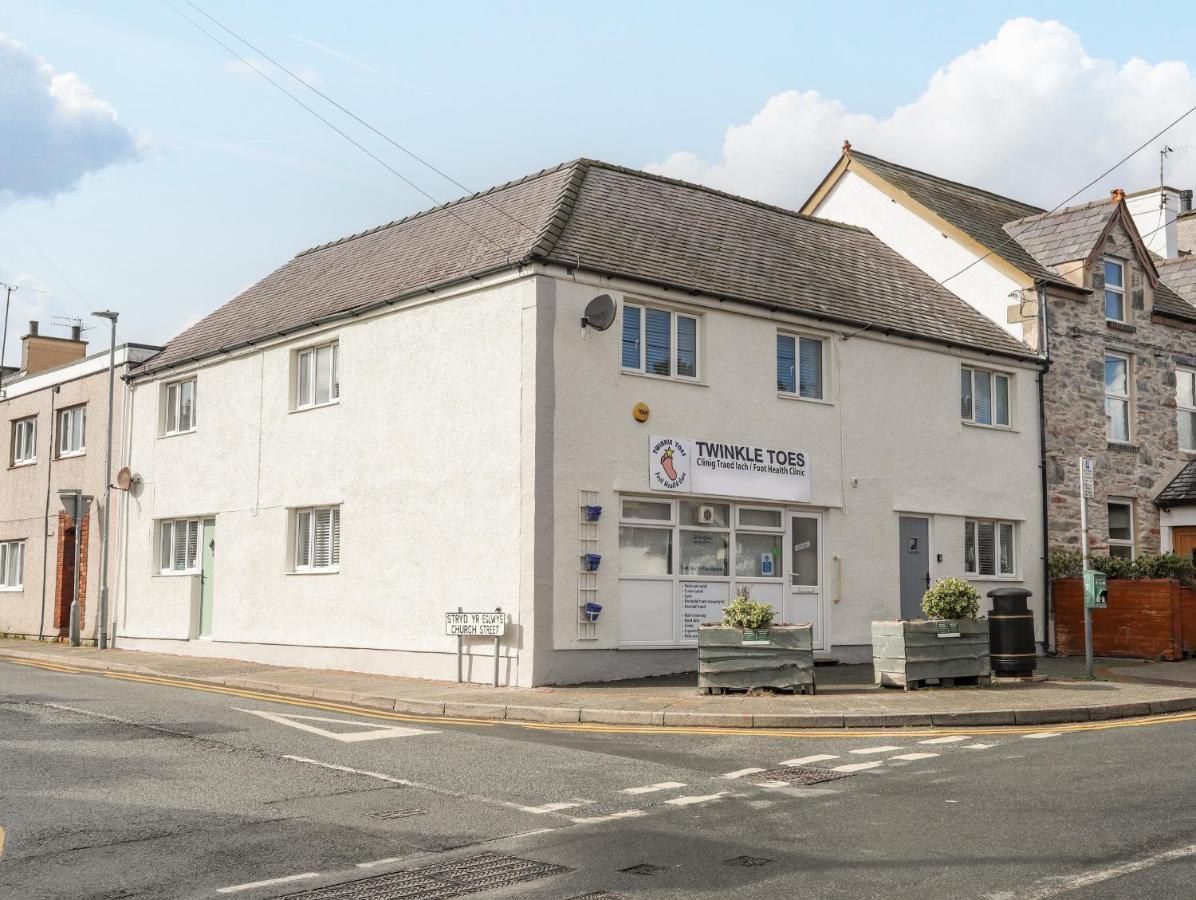 Appartamento Y Goedwig Llanfairpwllgwyngyll Esterno foto